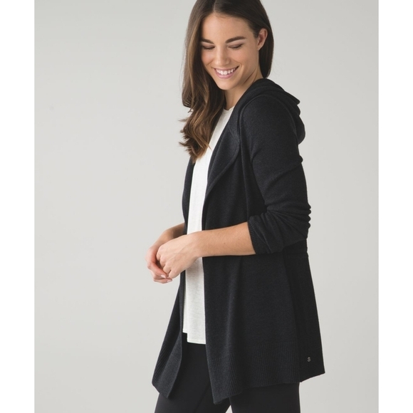 Lululemon Peace of Mind Hooded Wrap in Heathered Black Size 4 - Picture 3 of 12